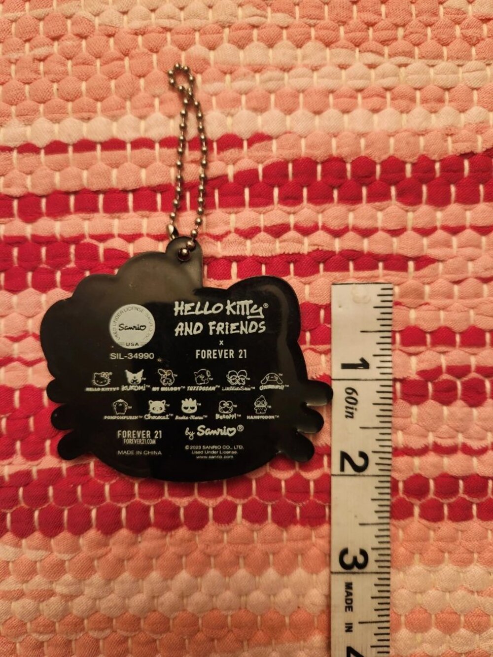 Hello Kitty Keychain - Picture 2 of 3